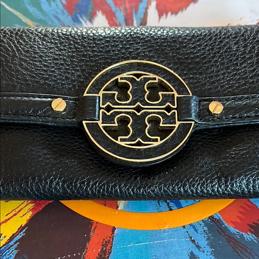 Tory Burch Black Leather Wallet - Picture 2 of 8